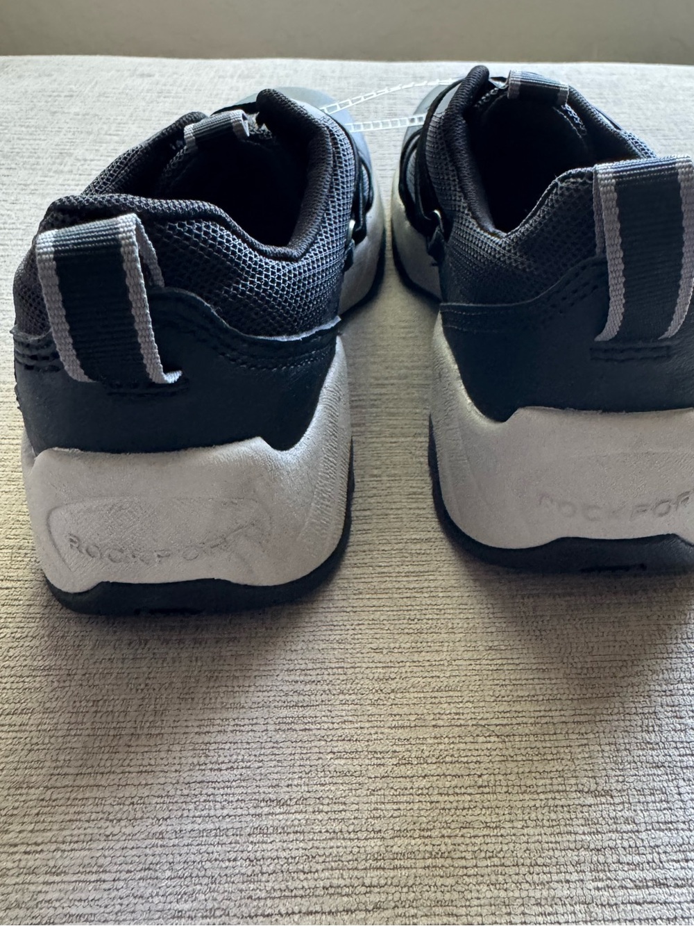 Rockport XCS Water Resistant Black Grey Sneakers Shoes Women’s Size 7 NEW - Picture 5 of 6